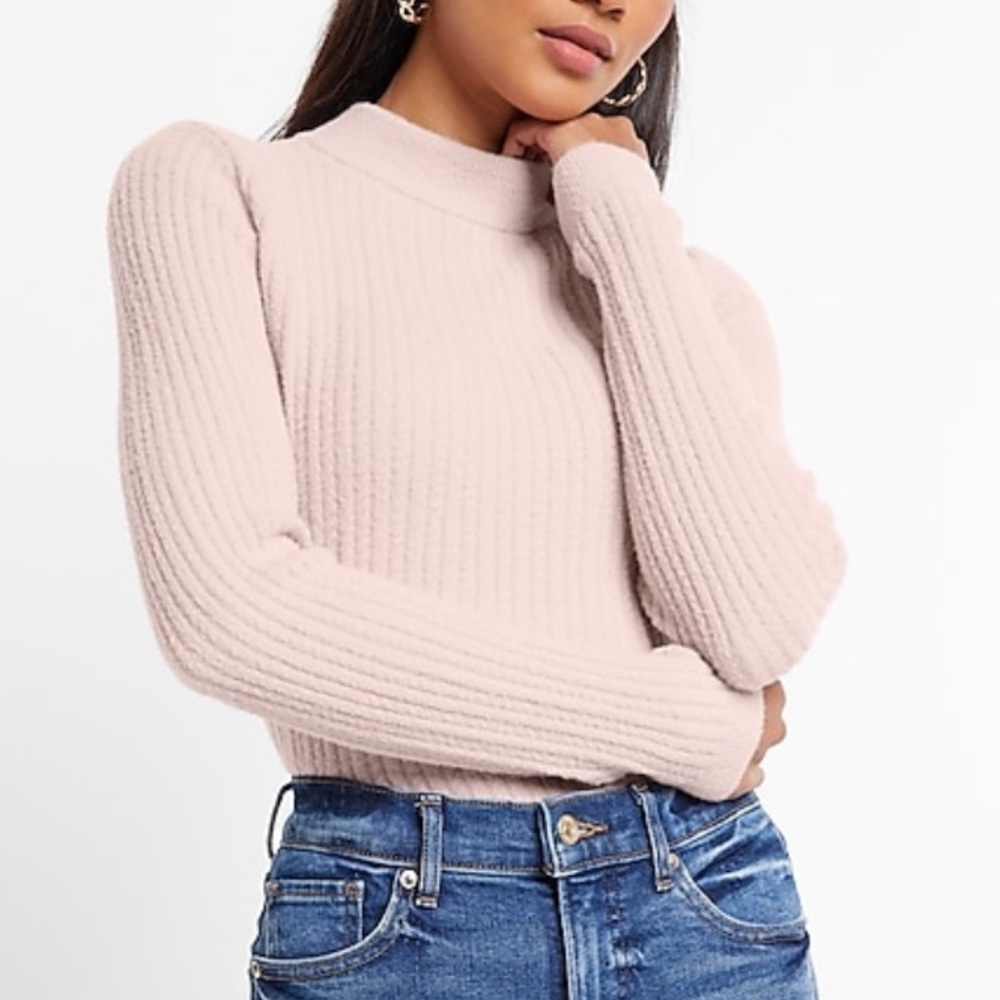 EXPRESS Cable Knit Mock Neck Cropped Sweater